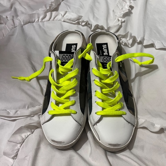 Golden Goose camo with neon laces - Picture 3 of 6